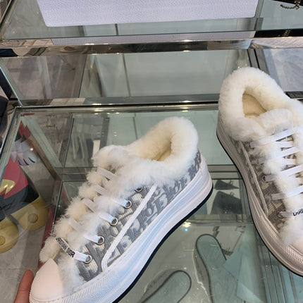ALK'N PLATFORM SNEAKER PALE GRAY COTTON EMBROIDERED WITH OBLIQUE MOTIF AND WHITE SHEARLING
