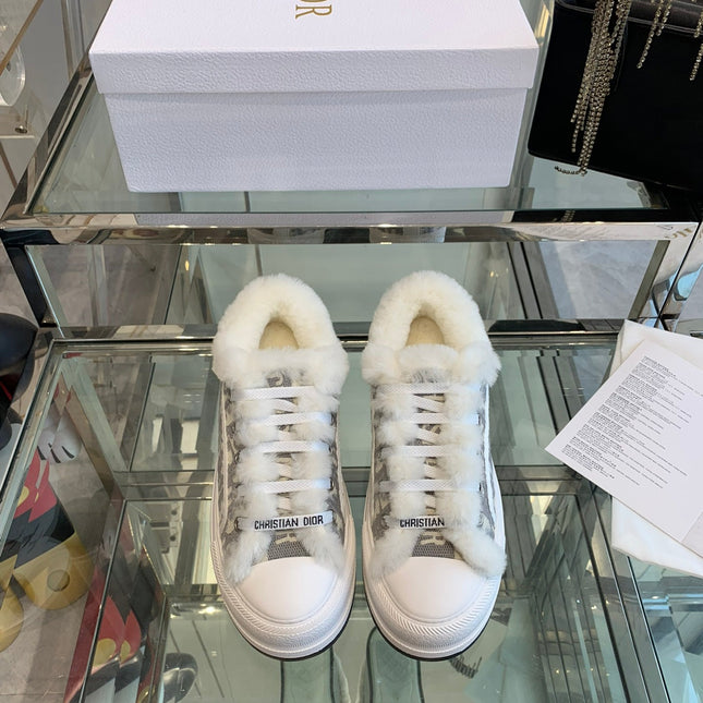 ALK'N PLATFORM SNEAKER PALE GRAY COTTON EMBROIDERED WITH OBLIQUE MOTIF AND WHITE SHEARLING