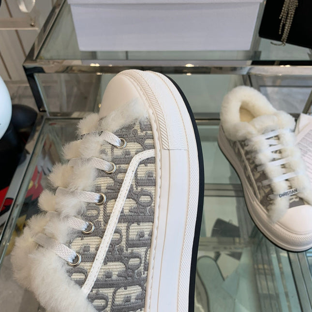 ALK'N PLATFORM SNEAKER PALE GRAY COTTON EMBROIDERED WITH OBLIQUE MOTIF AND WHITE SHEARLING