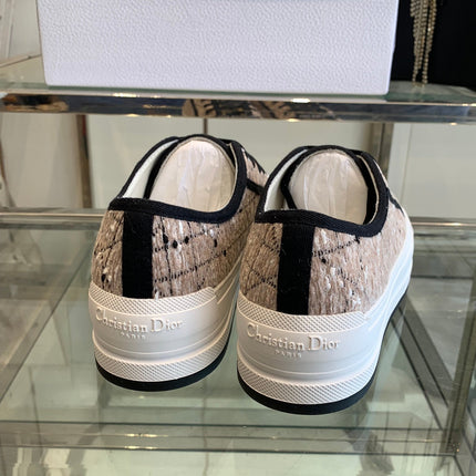 WALK'N PLATFORM SNEAKER BEIGE AND BLACK CANNAGE TWEED