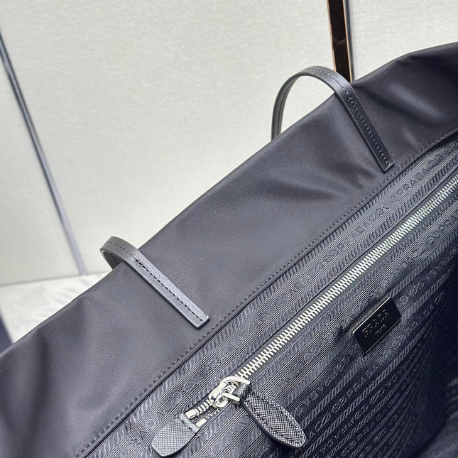 MEDIUM SHOPPING BAG 40 IN BLACK RE-NYLON FABRIC