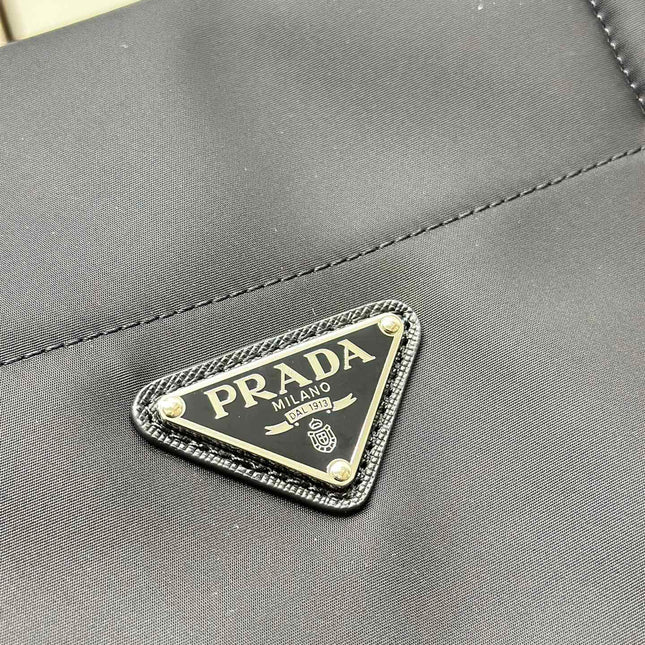 MEDIUM SHOPPING BAG 40 IN BLACK RE-NYLON FABRIC