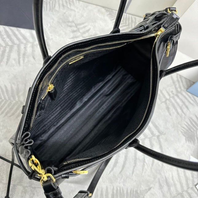 TOTE BAG WITH BELT 42 IN BLACK OIL WAX LAMBSKIN GOLD HARDWARE