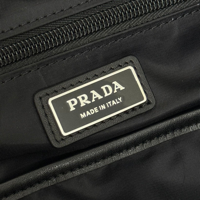 TRIANGLE LOGO BACKPACK 42 IN RHINO GRAY RE-NYLON
