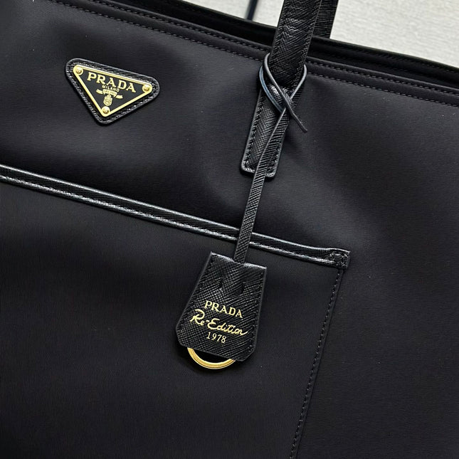CLASSIC TOTE BAG 43 IN BLACK RE-NYLON FABRIC