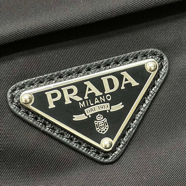 SHOULDER BAG 27 IN BLACK RE-NYLON TRIANGLE LOGO
