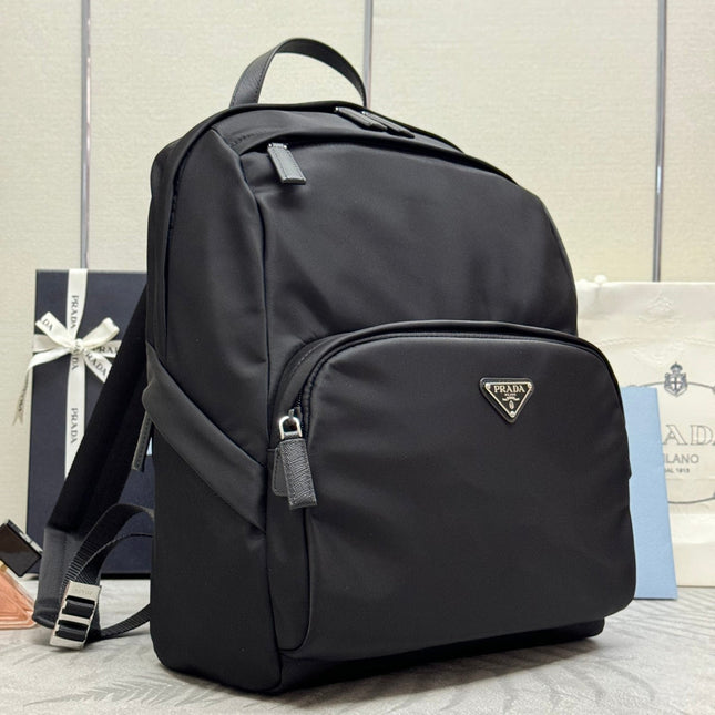 PRADA 25S BACKPACK 39 IN BLACK RE-NYLON AND SAFFIANO CALFSKIN
