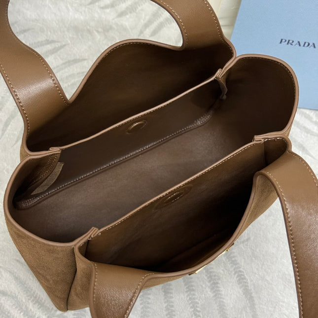 TOTE BAG 25 IN CHERRY WOOD SUEDE GOLD LOGO