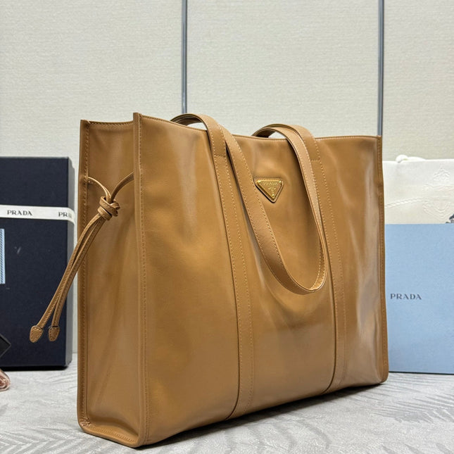 TOTE BAG 39 IN CIDER BROWN SMOOTH CALFSKIN