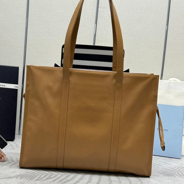 TOTE BAG 39 IN CIDER BROWN SMOOTH CALFSKIN