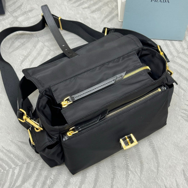 PRADA 25S EXPLORE LARGE SHOULDER BAG 30 IN BLACK RE-NYLON WITH FLAP