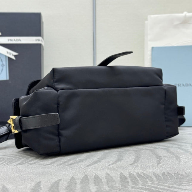 PRADA 25S EXPLORE LARGE SHOULDER BAG 30 IN BLACK RE-NYLON WITH FLAP