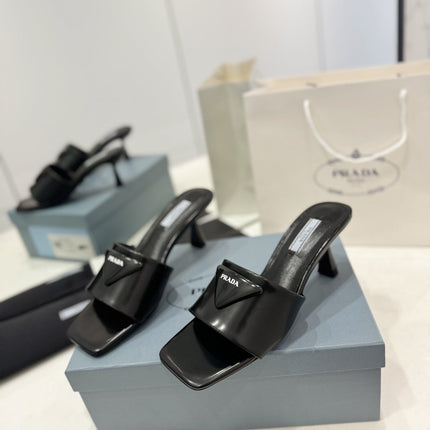 PRA BRUSHED LEATHER HEELED SLIDES BLACK