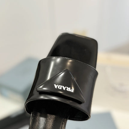 PRA BRUSHED LEATHER HEELED SLIDES BLACK