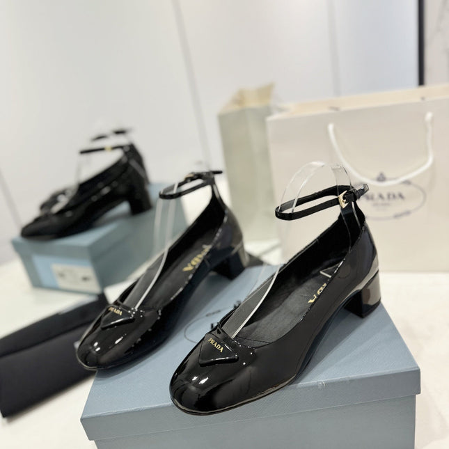 PRA NAPPA MARY JANE PUMPS GLOSSY BLACK LAMBSKIN