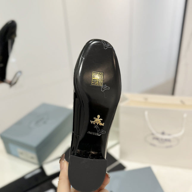 PRA NAPPA MARY JANE PUMPS GLOSSY BLACK LAMBSKIN
