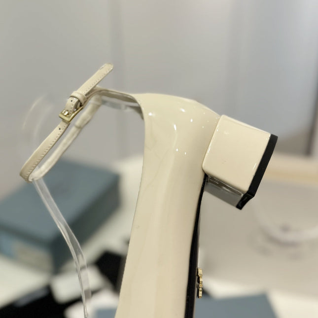 Pra Pumps 40 Square Sole White Patent Leather