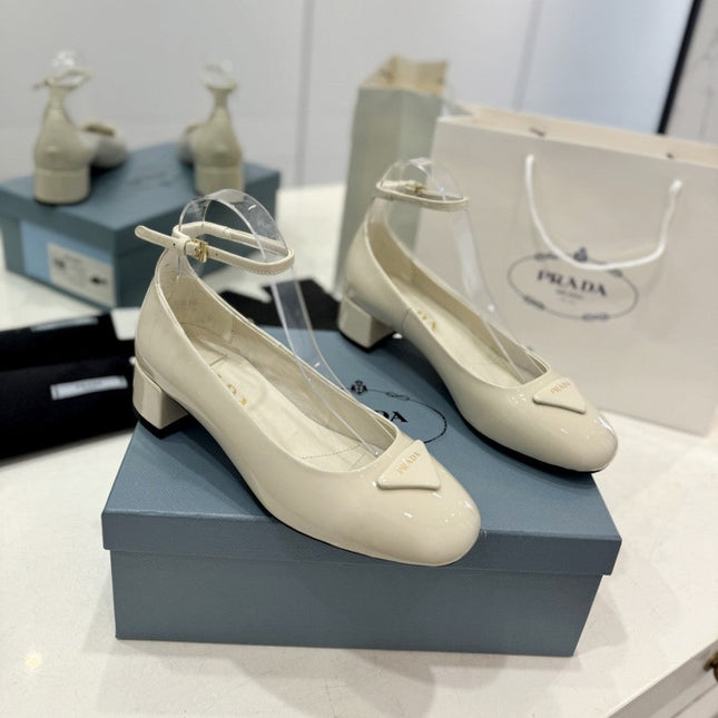 Pra Pumps 40 Square Sole White Patent Leather