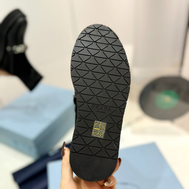 PRA SHORT BOOTS OPEN EDGE CHAIN BLACK CALFSKIN