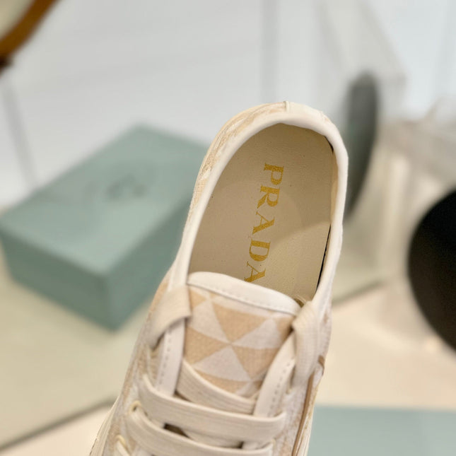 PRA PRINTED COTTON SNEAKERS BEIGE AND NUDE TRIANGLE CANVAS
