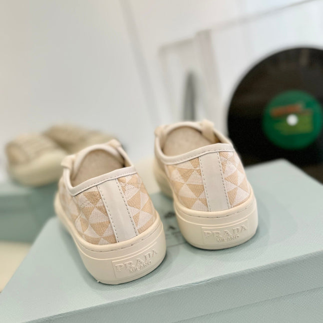 PRA PRINTED COTTON SNEAKERS BEIGE AND NUDE TRIANGLE CANVAS