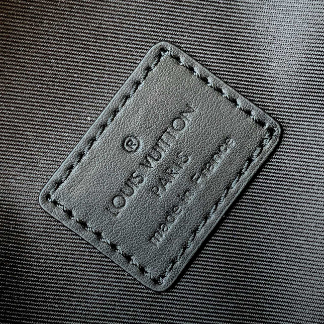 LV 25S MICHAEL BACKPACK 42 IN DAMIER INFINI ONYX CALFSKIN