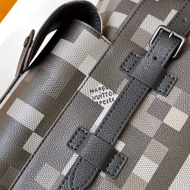 LV 25S CHRISTOPHER BACKPACK 47 IN DAMOFLAGE BLACK CALFSKIN