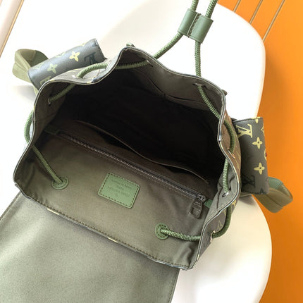 LV 25S CHRISTOPHER BACKPACK 48 IN ARMY GREEN CALFSKIN SILVER HARDWARE