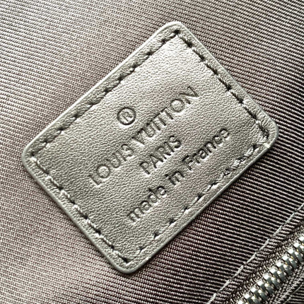 LV 25S CHRISTOPHER BACKPACK 48 IN CORAL RED AND BROWN CALFSKIN