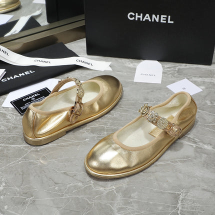 MARY JANE GOLDEN SHEEPSKIN