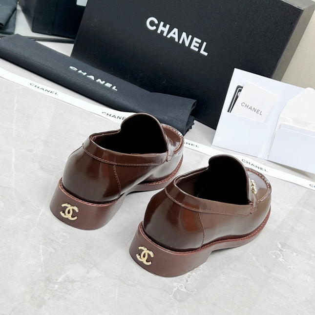 CC MOCCASINS IN BROWN CALFSKIN