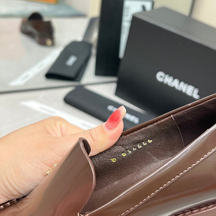 CC MOCCASINS IN BROWN CALFSKIN