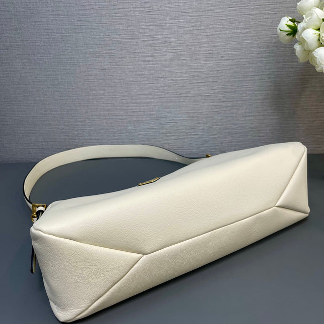 LARGE HOBO BAG 39 IN WHITE SOFT LAMBSKIN