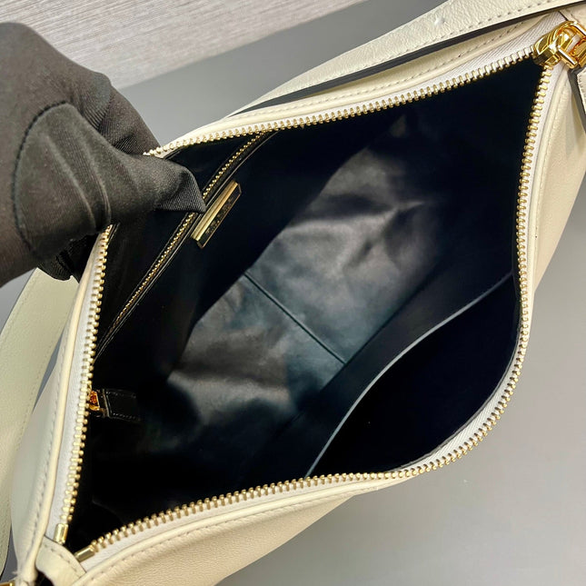 LARGE HOBO BAG 39 IN WHITE SOFT LAMBSKIN