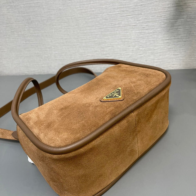 BOWLING BAG 25 IN ASH BROWN SUEDE AND CALFSKIN TRIM GOLD LOGO