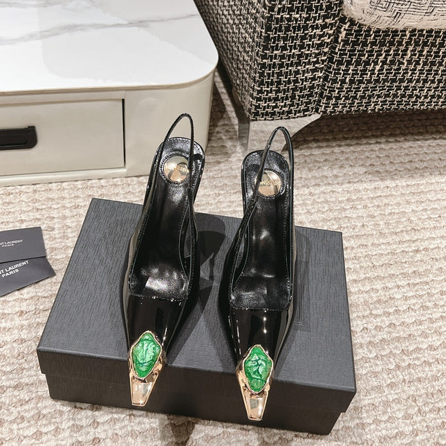 DUNE HIGH 10 CM SLINGBACK PUMPS IN BLACK PATENT LEATHER WITH GREEN CRYSTAL