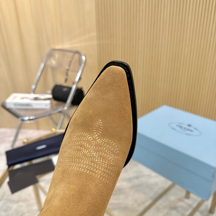 PRA ANKLE BOOTS IN TAN BROWN SUEDE