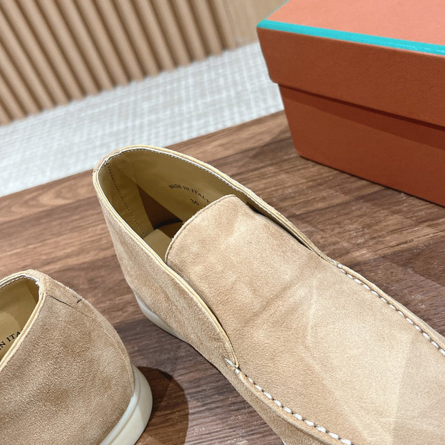 LP OPEN WALK LOAFERS CREAM SUEDE