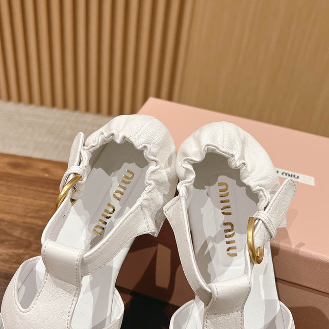 FISHERMAN BUCKLE SANDALS IN WHITE LAMBSKIN