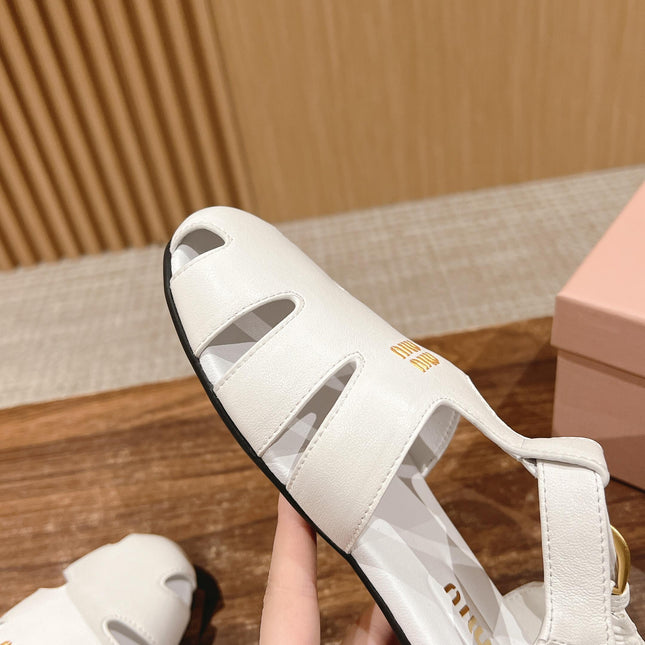 FISHERMAN BUCKLE SANDALS IN WHITE LAMBSKIN