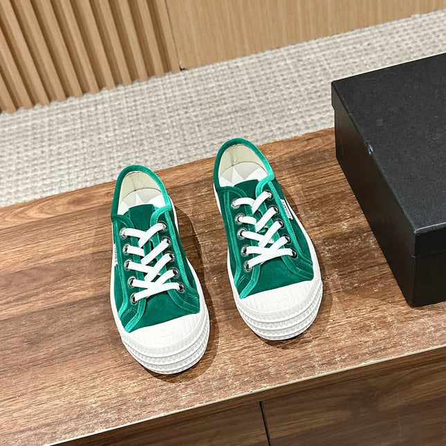 CONVERSE SNEAKER IN TEAL GREEN VELVET