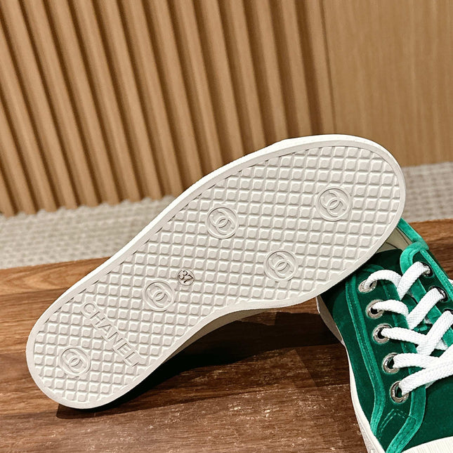 CONVERSE SNEAKER IN TEAL GREEN VELVET