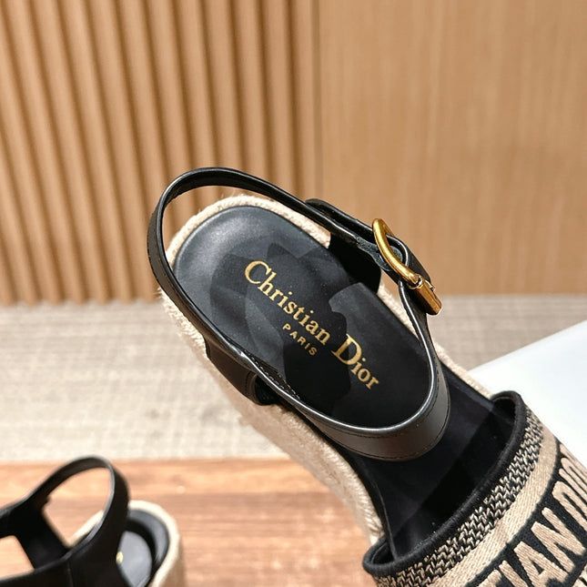 DWAY WEDGE SANDAL IN BLACK EMBROIDERED COTTON RAFFIA SOLE