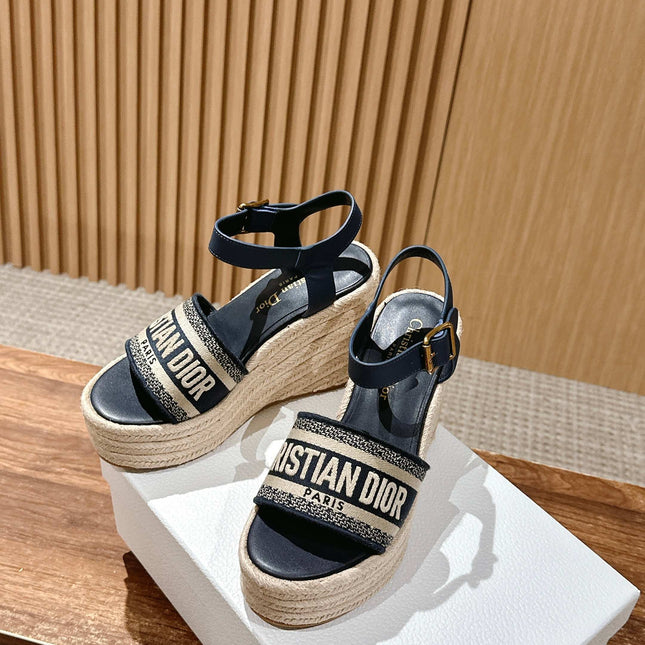 DWAY WEDGE SANDAL IN DEEP BLUE EMBROIDERED COTTON RAFFIA SOLE