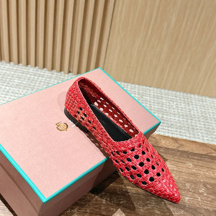 LP POINTED-TOE BALLET FLATS 25S IN RED LAMBSKIN