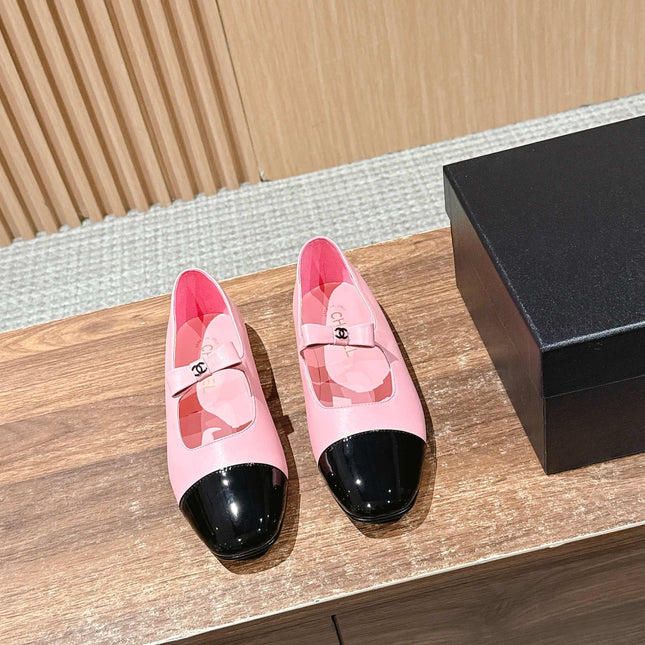 CHANEL 25S BALLET MARY JANES BLACK AND PINK IN CALFSKIN