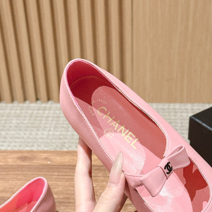 CHANEL 25S BALLET MARY JANES BLACK AND PINK IN CALFSKIN