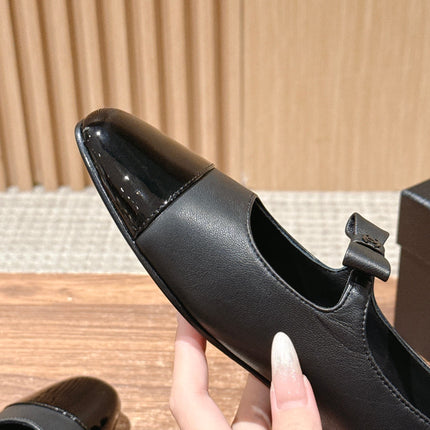CHANEL 25S BALLET MARY JANES BLACK IN CALFSKIN AND PATENT CALFSKIN