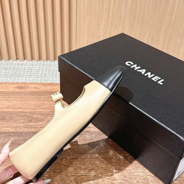 CHANEL 25S BALLET MARY JANES BEIGE AND BLACK IN CALFSKIN