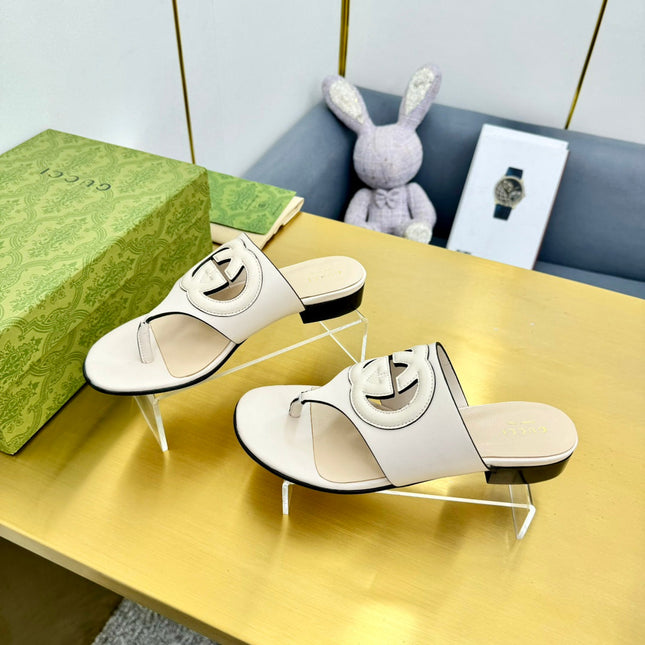 BLONDIE THONG SANDAL IN WHITE LAMBSKIN